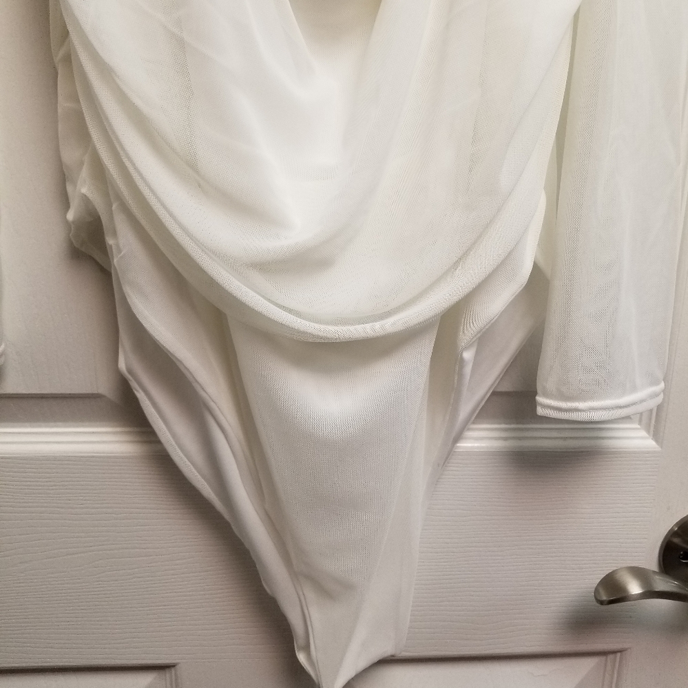 Pretty Little Thing Plus Size White Mesh Ruched Frill Ruffle Longsleeve Bodysuit - Picture 9 of 16